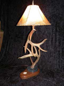 deer antler table lamp image