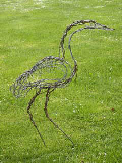Great blue heron wire sculpture image