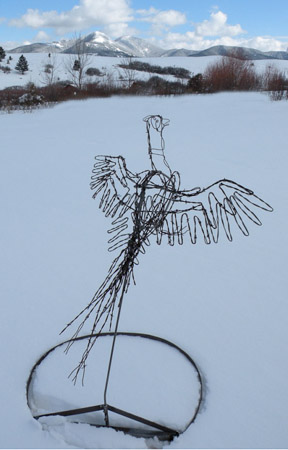 Flying pheasant wire sculpture image