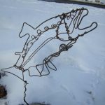 Jumping salmon wire sculpture image